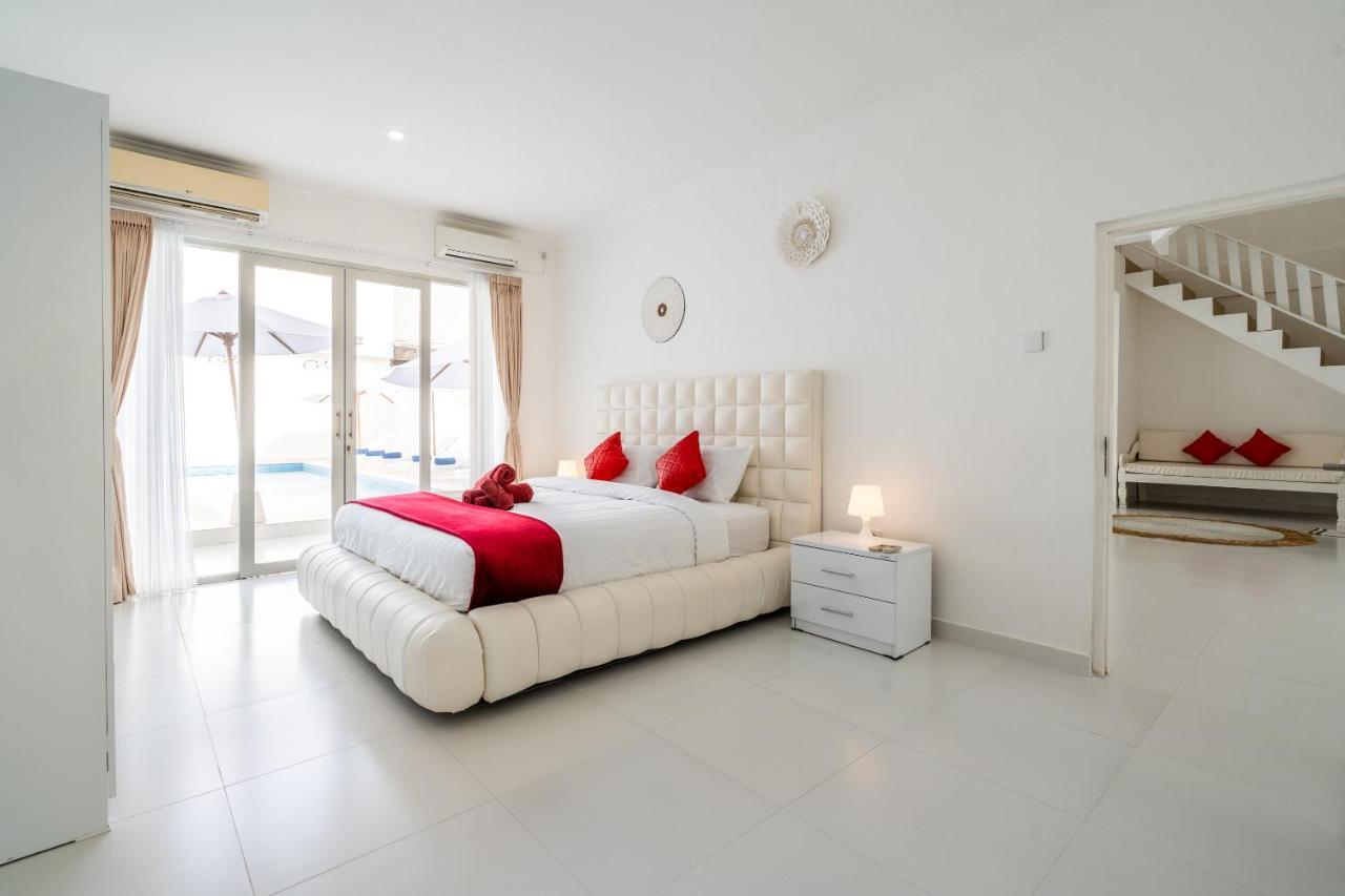 Luxury Minimalist Villa White Angel In Seminyak エクステリア 写真