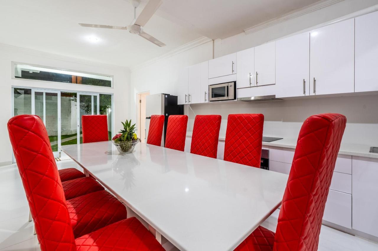Luxury Minimalist Villa White Angel In Seminyak エクステリア 写真